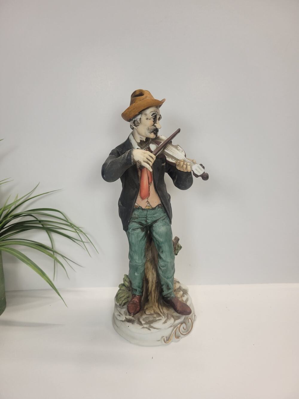 Vintage Napcoware Porcellan D'Arte Man Violin Porcelain Figurine C8360 11.5"